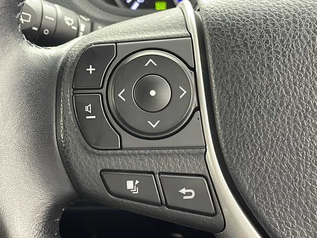 トヨタ ヴォクシー ZS 煌Ⅱ 群馬県 2016(平28)年 5.4万km ブラック 9型ナビ　10.1型後席モニター　バックカメラ　衝突被害軽減ブレーキ　両側パワースライドドア　ビルトインETC オートハイビーム　LEDヘッドライト　レザーステアリング　アイドリングストップ　禁煙車