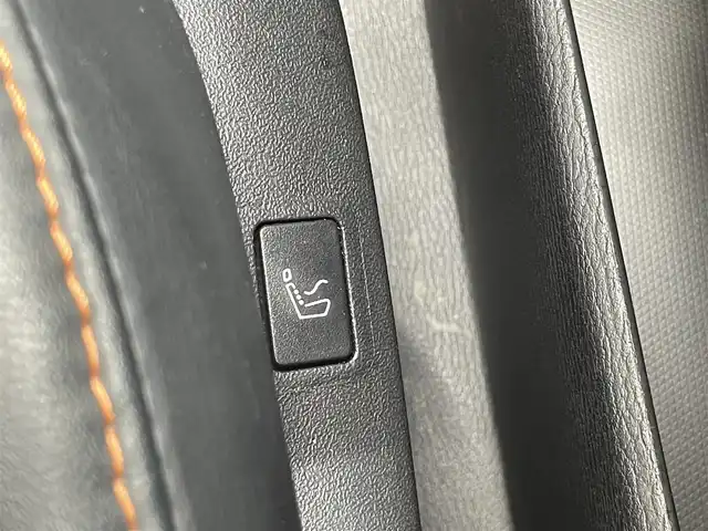 三菱 アウトランダー ＰＨＥＶ P 千葉県 2023(令5)年 3.1万km コスミックブルーマイカ BOSEサウンド/マイパイロット/　衝突軽減ブレーキ/レーンキープアシスト/　レーダークルーズコントロール/オートハイビーム/　クリアランスソナー/ブラインドスポットモニター/純正ナビ/　フルセグ/BT/USB/カープレイ/全方位カメラ/ステアリングスイッチ/パドルシフト/ETC2.0/レザーシート/シートヒーター(D/N/2列席)/パワーバックドア/ワイヤレス充電/100V電源/LEDヘッドライト/オートライト/スマートキー/プッシュスタート