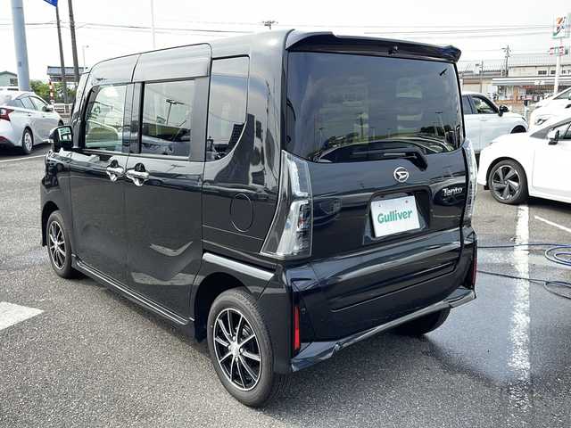 ダイハツ タント カスタム X 新潟県 2023(令5)年 1.4万km ブラックマイカメタリック 4WD/ワンオーナー/スマートアシスト/純正メモリナビ/(CD/DVD/Bluetooth/SD/HDMI/USB/フルセグTV)/バックカメラ/ETC/ドライブレコーダー/両側パワースライドドア/シートヒーター/アイドリングストップ/スマートキー/プッシュスタート/電動格納ミラー/ドアバイザー/純正フロアマット