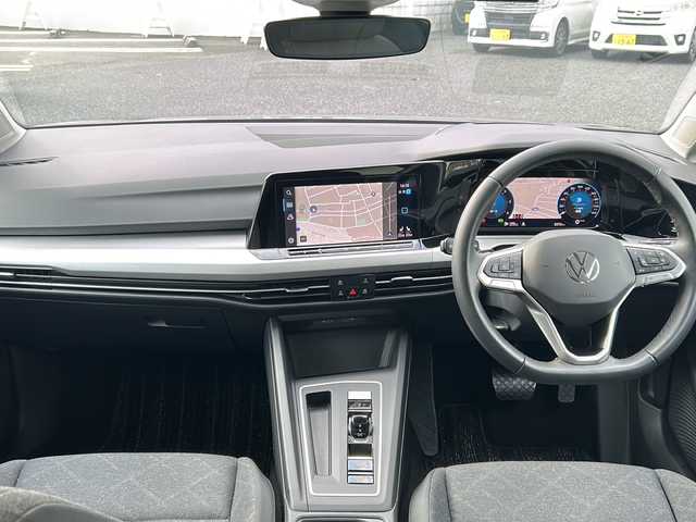 フォルクスワーゲン ＶＷ ゴルフ TDI アクティブADV プラチナムED 東京都 2023(令5)年 0.4万km グレー ワンオーナー/純正フルセグTVナビ/（Bluetooth/App-Connect）/純正17インチアルミホイール/純正ドライブレコーダー（DR-S5-VW）（前後）/エア・ケア・クリマトロニック/純正フロアマット/シートヒーター（前席）/LEDヘッドライト/オートライト/オートマチックハイビーム/コーナーセンサー（前後）/クルーズコントール/バドルシフト/レーンキープアシスト/アイドリングストップ/カーテンエアバック/衝突被害軽減システム/スマートキー/スペアキー１本/保証書/取説書/ムーンストーングレー