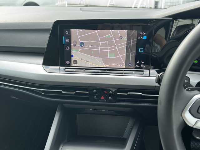フォルクスワーゲン ＶＷ ゴルフ TDI アクティブADV プラチナムED 東京都 2023(令5)年 0.4万km グレー ワンオーナー/純正フルセグTVナビ/（Bluetooth/App-Connect）/純正17インチアルミホイール/純正ドライブレコーダー（DR-S5-VW）（前後）/エア・ケア・クリマトロニック/純正フロアマット/シートヒーター（前席）/LEDヘッドライト/オートライト/オートマチックハイビーム/コーナーセンサー（前後）/クルーズコントール/バドルシフト/レーンキープアシスト/アイドリングストップ/カーテンエアバック/衝突被害軽減システム/スマートキー/スペアキー１本/保証書/取説書/ムーンストーングレー