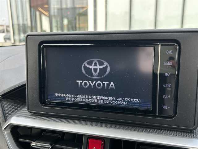 トヨタ ライズ Z 大阪府 2020(令2)年 3.4万km ブライトシルバーM 純正7インチナビ　/フルセグＴＶ/  　ETC/BT/CD/DVD/USB/バックカメラ　/前ドライブレコーダー　/前席シートヒーター　/コーナーセンサー　/LED　/純正フロアマット　/純正17インチアルミホイール/追従走行ありクルーズコントロール/オートライト/衝突軽減システム/アイドリングストップ/レーンアシスト/プッシュスタート