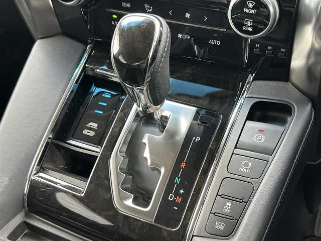 トヨタ アルファード S Cパッケージ 福岡県 2017(平29)年 3.7万km ホワイトパールクリスタルシャイン ALPINE11型SDナビ(フルセグTV/BT/CD/DVD)モデリスタエアロバックモニターALPINE後席モニターコーナーセンサー両側パワスラステアリングヒータークルコンETCオートホールド電動リアゲートALPINEナビ連動アロマディフューザー純正フロアマット純正LEDヘッドライトフォグランプスペアキープッシュスタート