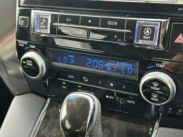 トヨタ アルファード S Cパッケージ 福岡県 2017(平29)年 3.7万km ホワイトパールクリスタルシャイン ALPINE11型SDナビ(フルセグTV/BT/CD/DVD)モデリスタエアロバックモニターALPINE後席モニターコーナーセンサー両側パワスラステアリングヒータークルコンETCオートホールド電動リアゲートALPINEナビ連動アロマディフューザー純正フロアマット純正LEDヘッドライトフォグランプスペアキープッシュスタート