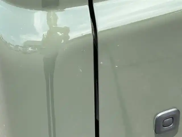 スズキ ジムニー XC 岡山県 2019(令1)年 6.1万km ジャングルグリーン 登録時走行距離60829km/社外ナビ/フルセグTV/(AM.FM.TV.CD.DVD.BT)/バックカメラ/ETC/衝突軽減ブレーキ/ドライブレコーダー/レーンキープアシスト/クルーズコントロール/横滑り防止装置/オートマチックハイビーム/アイドリングストップ/カーテンエアバック/シートヒーター(D+N席)/16インチ純正AW/プッシュスタート/ルーフレール