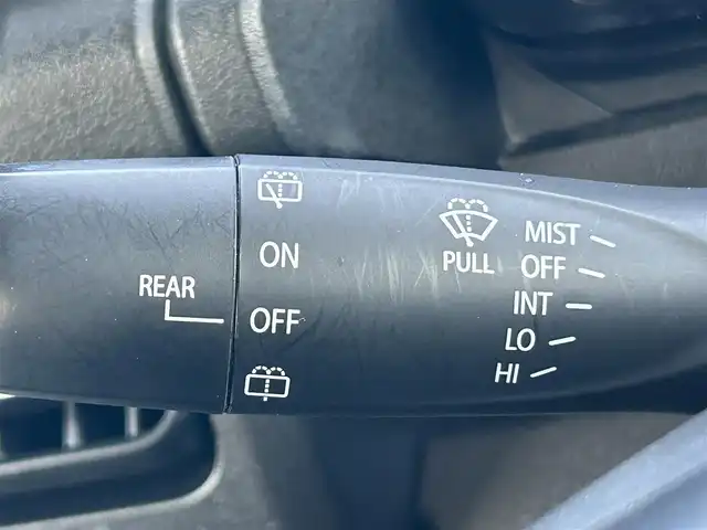 スズキ ジムニー XC 岡山県 2019(令1)年 6.1万km ジャングルグリーン 登録時走行距離60829km/社外ナビ/フルセグTV/(AM.FM.TV.CD.DVD.BT)/バックカメラ/ETC/衝突軽減ブレーキ/ドライブレコーダー/レーンキープアシスト/クルーズコントロール/横滑り防止装置/オートマチックハイビーム/アイドリングストップ/カーテンエアバック/シートヒーター(D+N席)/16インチ純正AW/プッシュスタート/ルーフレール
