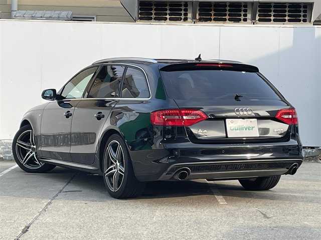 アウディ Ａ４ アバント 2．0TFSIクワトロ 青森県 2013(平25)年 7.6万km 黒 4WD/純正ナビ/【AM/FM/CD/DVD/SD/BT】/フルセグテレビ/バックカメラ/パーキングセンサー/アイドリングストップ/横滑り防止機能/前席シートヒーター/前席パワーシート/レザーシート/純正フロアマット/ETC/HIDヘッドライト/社外AWスタッドレスタイヤ積込/【22年製6分山】/取扱説明書/保証書