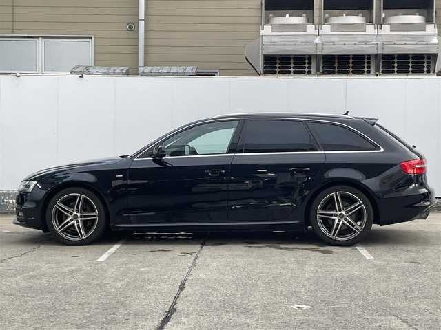 アウディ Ａ４ アバント 2．0TFSIクワトロ 青森県 2013(平25)年 7.6万km 黒 4WD/純正ナビ/【AM/FM/CD/DVD/SD/BT】/フルセグテレビ/バックカメラ/パーキングセンサー/アイドリングストップ/横滑り防止機能/前席シートヒーター/前席パワーシート/レザーシート/純正フロアマット/ETC/HIDヘッドライト/社外AWスタッドレスタイヤ積込/【22年製6分山】/取扱説明書/保証書