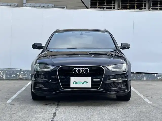 アウディ Ａ４ アバント 2．0TFSIクワトロ 青森県 2013(平25)年 7.6万km 黒 4WD/純正ナビ/【AM/FM/CD/DVD/SD/BT】/フルセグテレビ/バックカメラ/パーキングセンサー/アイドリングストップ/横滑り防止機能/前席シートヒーター/前席パワーシート/レザーシート/純正フロアマット/ETC/HIDヘッドライト/社外AWスタッドレスタイヤ積込/【22年製6分山】/取扱説明書/保証書
