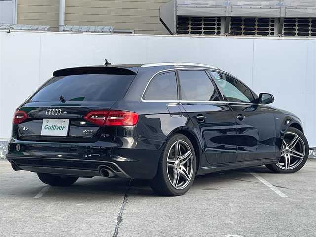 アウディ Ａ４ アバント 2．0TFSIクワトロ 青森県 2013(平25)年 7.6万km 黒 4WD/純正ナビ/【AM/FM/CD/DVD/SD/BT】/フルセグテレビ/バックカメラ/パーキングセンサー/アイドリングストップ/横滑り防止機能/前席シートヒーター/前席パワーシート/レザーシート/純正フロアマット/ETC/HIDヘッドライト/社外AWスタッドレスタイヤ積込/【22年製6分山】/取扱説明書/保証書