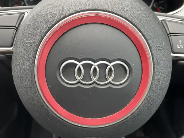 アウディ Ａ４ アバント 2．0TFSIクワトロ 青森県 2013(平25)年 7.6万km 黒 4WD/純正ナビ/【AM/FM/CD/DVD/SD/BT】/フルセグテレビ/バックカメラ/パーキングセンサー/アイドリングストップ/横滑り防止機能/前席シートヒーター/前席パワーシート/レザーシート/純正フロアマット/ETC/HIDヘッドライト/社外AWスタッドレスタイヤ積込/【22年製6分山】/取扱説明書/保証書