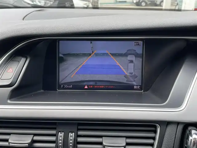 アウディ Ａ４ アバント 2．0TFSIクワトロ 青森県 2013(平25)年 7.6万km 黒 4WD/純正ナビ/【AM/FM/CD/DVD/SD/BT】/フルセグテレビ/バックカメラ/パーキングセンサー/アイドリングストップ/横滑り防止機能/前席シートヒーター/前席パワーシート/レザーシート/純正フロアマット/ETC/HIDヘッドライト/社外AWスタッドレスタイヤ積込/【22年製6分山】/取扱説明書/保証書