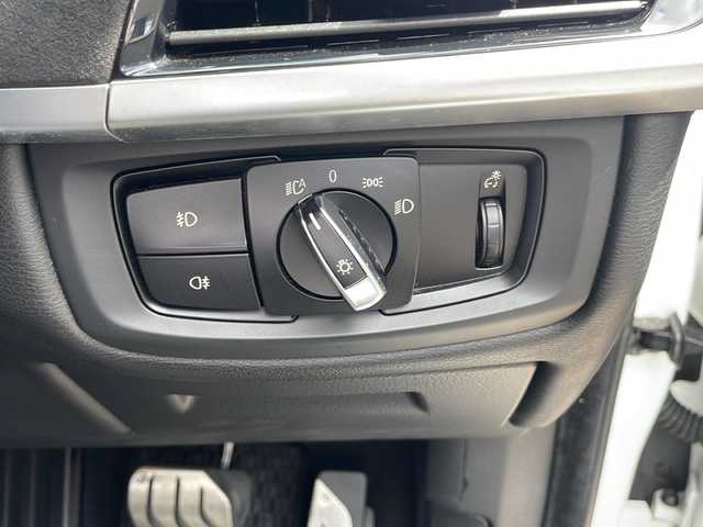 ＢＭＷ Ｘ５ Ｍ 秋田県 2016(平28)年 6.3万km ミネラルホワイト サンルーフ/純正ナビ/DVD/CD/AUX/フルセグTV/全方位カメラ/黒レザーシート/前席パワーシート/シートヒーター/純正LEDヘッドライト/純正フォグランプ/オートライト/純正21インチアルミホイール/革巻きステアリング/ステアリングスイッチ/クルーズコントロール/衝突被害軽減ブレーキ/横滑り防止/スマートキー/ミラー一体型ETC/前後タイプドライブレコーダー/フロアマット/電動格納ウインカードアミラー