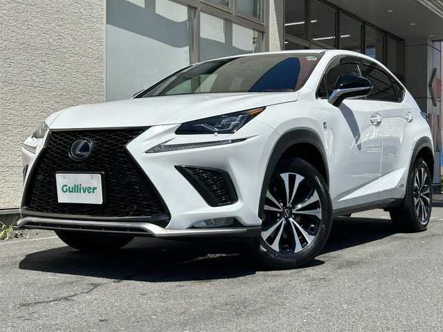 レクサス ＮＸ 300h Fスポーツ 大分県 2018(平30)年 4.3万km ホワイトノーヴァガラスフレーク ワンオーナー/サンルーフ/純正10.3インチメモリナビ/（フルセグ／Bluetooth ／CD／DVD ）/赤レザーシート/電動リアゲート/パノラミックビューモニター/レーダークルーズコントロール/コーナーセンサー前後/衝突被害軽減システム/メモリシート/シートヒーター/エアシート/ETC2.0/ドライブレコーダー/レーダー探知機/プッシュスタート/スペアキー/取扱説明書