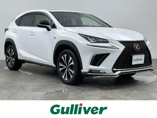 レクサス ＮＸ 300h Fスポーツ 大分県 2018(平30)年 4.3万km ホワイトノーヴァガラスフレーク ワンオーナー/サンルーフ/純正10.3インチメモリナビ/（フルセグ／Bluetooth ／CD／DVD ）/赤レザーシート/電動リアゲート/パノラミックビューモニター/レーダークルーズコントロール/コーナーセンサー前後/衝突被害軽減システム/メモリシート/シートヒーター/エアシート/ETC2.0/ドライブレコーダー/レーダー探知機/プッシュスタート/スペアキー/取扱説明書