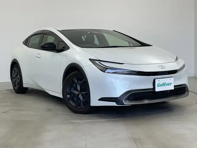 トヨタ プリウス G 新潟県 2023(令5)年 3.8万km プラチナホワイトパールマイカ 純正メモリナビ（Bluetooth・USB）/トヨタセーフティセンス/バックカメラ　/フルセグ　/ミラキャスト　/純正ビルトインＥＴＣ２．０　/前席シートヒーター　/ＬＥＤオートライト　/オートマチックハイビーム/レーンキープアシスト　/前後クリアランスソナー　/アダプティブクルーズコントロール　/パーキングアシスト/アイドリングストップ/BSM/１００V充電/スマートキー/純正フロアマット/保証書/取扱説明書