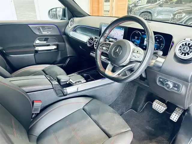 メルセデス・ベンツ ＧＬＢ２００ｄ AMGライン 大阪府 2020(令2)年 3.7万km コスモスブラック レーダーセーフティP/ハーフ革/メモリ付きパワーシート/シートヒーター/ACC/純正ナビ/TV/360度カメラ/純正19インチAW/LEDヘッドライト/アンビエントライト/電動リアゲート/ブラインドスポット/ワイヤレス充電