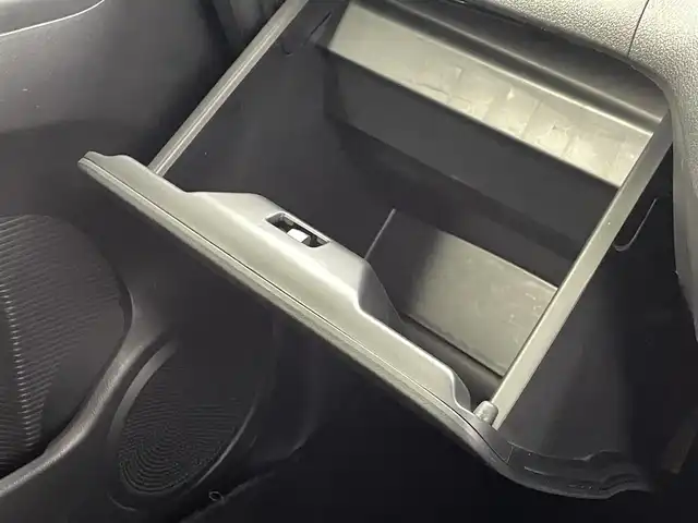 ホンダ Ｎ ＢＯＸ カスタム G Lパッケージ 熊本県 2015(平27)年 5.5万km プレミアムホワイトパールⅡ 社外ナビAVN-Z04i（ＣＤ・ＤＶＤ・フルセグ・ＢＴ・ＳＤ）/片側パワースライドドア　/横滑り防止　/アイドリングストップ　/電動格納ミラー/社外フロアマット　/純正１４インチＡＷ　/オートライト　/ＨＩＤライト　/フォグランプ/スマートキー　/プッシュスタート