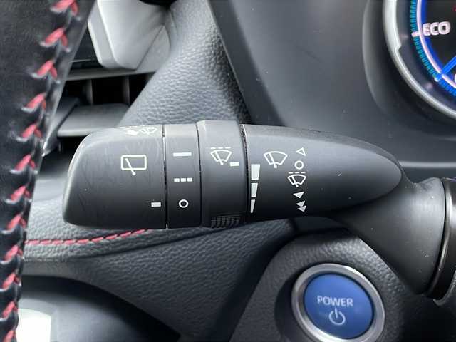 トヨタ ＲＡＶ４ ＰＨＶ G Z 山口県 2021(令3)年 7.9万km アティチュードブラックマイカ パノラマムーンルーフ/4WD/ワンオーナー/純正ディスプレイオーディオ/・フルセグテレビ/・Bluetooth機能/・AM/FMラジオ/・USB入力端子/・Miracast/・交通情報/バックカメラ/パノラミックビューモニター/デジタルインナーミラー/パワーバックドア/シートメモリー/ETC/ドライブレコーダー/ブラインドスポットモニター/D/N席シートヒーター/エアシート/スマートキー×２/プッシュスタート/取扱説明書/保証書/Toyota Safty Sense/・プリクラッシュセーフティー/・レーントレーシングアシスト/・レーダークルーズコントロール/・オートマチックハイビーム/・ロードサインアシスト/盗難防止装置/純正18インチAW