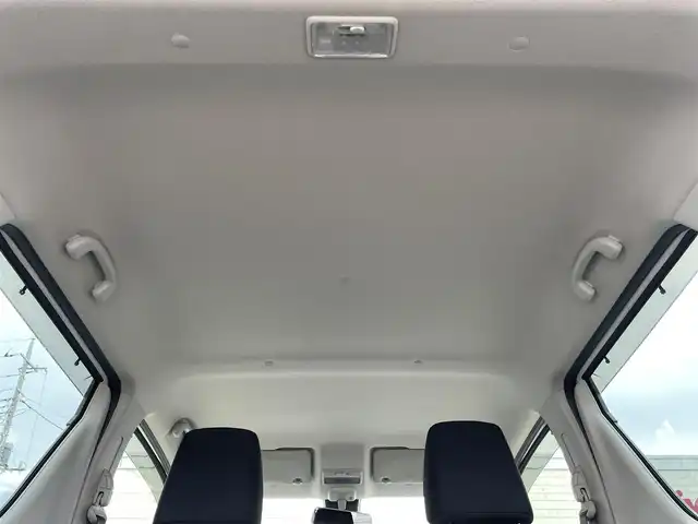スズキ ワゴンＲ HYBRID FX 群馬県 2021(令3)年 1.1万km ピュアホワイトP 安全性能/・デュアルセンサーブレーキサポート/・車線逸脱警報/・パーキングソナー/純正CDプレーヤー/　　CD/FM/AM/運転席シートヒーター/オートライト/横滑り防止/純正フロアマット/純正14ホイール/ドアバイザー/スマートキー2本