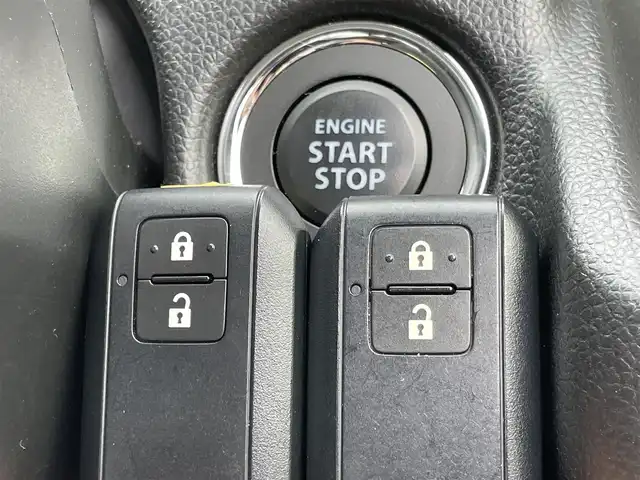 スズキ ワゴンＲ HYBRID FX 群馬県 2021(令3)年 1.1万km ピュアホワイトP 安全性能/・デュアルセンサーブレーキサポート/・車線逸脱警報/・パーキングソナー/純正CDプレーヤー/　　CD/FM/AM/運転席シートヒーター/オートライト/横滑り防止/純正フロアマット/純正14ホイール/ドアバイザー/スマートキー2本