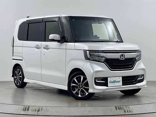 ホンダ Ｎ ＢＯＸ カスタム G L ホンダセンシング 埼玉県 2019(令1)年 3.4万km プラチナホワイトパール 社外SDナビ/　AM/FM/CD/DVD/AUX/HDMI/iPod/バックカメラ/両側パワースライドドア/ビルトインETC/前後ドライブレコーダー/フルセグテレビ/ホンダセンシング/　・レーダークルーズコントロール/　・レーンアシスト/　・衝突軽減システム/　・標識認識機能/　・誤発進抑制機/オートリトラミラー/純正フロアマット/純正アルミホイール/オートLEDライト/フロントフォグランプ