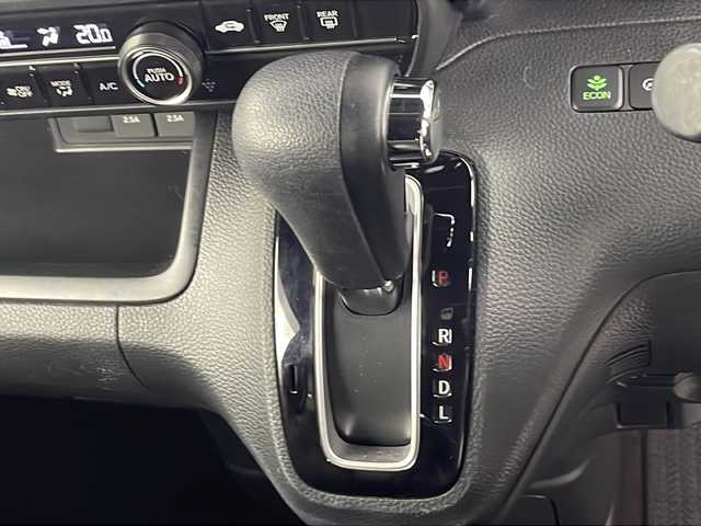 ホンダ Ｎ ＢＯＸ カスタム G L ホンダセンシング 埼玉県 2019(令1)年 3.4万km プラチナホワイトパール 社外SDナビ/　AM/FM/CD/DVD/AUX/HDMI/iPod/バックカメラ/両側パワースライドドア/ビルトインETC/前後ドライブレコーダー/フルセグテレビ/ホンダセンシング/　・レーダークルーズコントロール/　・レーンアシスト/　・衝突軽減システム/　・標識認識機能/　・誤発進抑制機/オートリトラミラー/純正フロアマット/純正アルミホイール/オートLEDライト/フロントフォグランプ