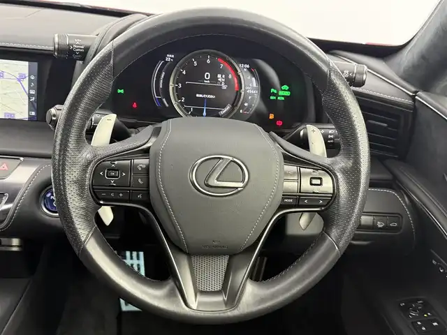 レクサス ＬＣ 500h Sパッケージ 愛知県 2017(平29)年 5万km ラディアントレッドコントラストレイヤリング レクサスセーフティセンス/　　・プリクラッシュセーフティ/　　・レーントレーシングアシスト/　　・レーダークルーズコントロール/　　・オートマチックハイビーム/クリアランスソナー/バックソナー/ブラインドスポットモニター/純正12.3インチナビ/　　CD/DVD/BT/フルセグ/バックカメラ/ビルトインETC2.0/ハーフレザーシート/パワーシート/シートポジションメモリ機能/シートヒーター/ベンチレーション/パワートランクリッド/純正3眼ヘッドライト/フォグランプ/純正21インチアルミホイール/取扱説明書