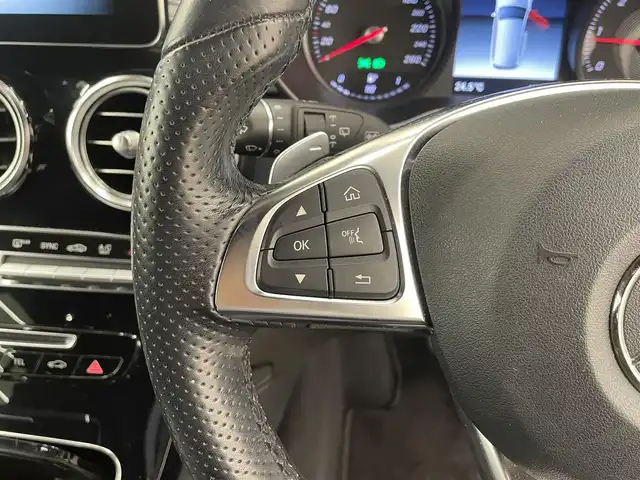 メルセデス・ベンツ ＧＬＣ２２０ d 4マチックスポーツ 岡山県 2018(平30)年 5.9万km 黒 純正ナビ/フルセグTV/Bluetooth/HUD/アクティブステアリングアシスト/レーンキープアシスト/ESP/PRE SAFE/パークアシスト/アテンションアシスト/アクティブシティブレーキアシスト/ブラインドスポット/アイドリングストップ/全方位カメラ/シートヒーター/パワーバックドア/オートライト/オートハイビーム/純正LEDヘッドライト