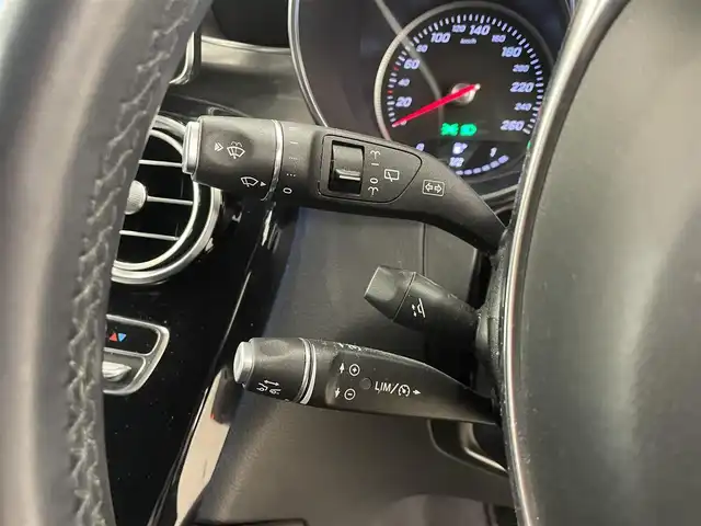 メルセデス・ベンツ ＧＬＣ２２０ d 4マチックスポーツ 岡山県 2018(平30)年 5.9万km 黒 純正ナビ/フルセグTV/Bluetooth/HUD/アクティブステアリングアシスト/レーンキープアシスト/ESP/PRE SAFE/パークアシスト/アテンションアシスト/アクティブシティブレーキアシスト/ブラインドスポット/アイドリングストップ/全方位カメラ/シートヒーター/パワーバックドア/オートライト/オートハイビーム/純正LEDヘッドライト