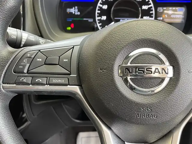 日産 ノート e－パワー X 岩手県 2018(平30)年 10.1万km プレミアムコロナオレンジ アラウンドビューモニター/インテリジェントクルーズコントロール/エマージェンシーブレーキ/レーンキープアシスト/オートハイビーム/前後ソナー/横滑り防止装置/インテリジェントルームミラー/純正ナビ/フルセグTV/純正ドライブレコーダー/ETC/オートエアコン/LEDヘッドライト/ヘッドライトレベライザー/１４インチスチールホイール/純正ホイールキャップ