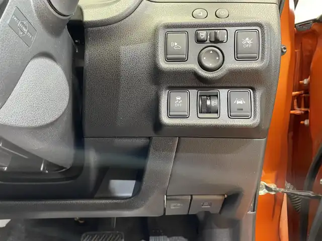日産 ノート e－パワー X 岩手県 2018(平30)年 10.1万km プレミアムコロナオレンジ アラウンドビューモニター/インテリジェントクルーズコントロール/エマージェンシーブレーキ/レーンキープアシスト/オートハイビーム/前後ソナー/横滑り防止装置/インテリジェントルームミラー/純正ナビ/フルセグTV/純正ドライブレコーダー/ETC/オートエアコン/LEDヘッドライト/ヘッドライトレベライザー/１４インチスチールホイール/純正ホイールキャップ