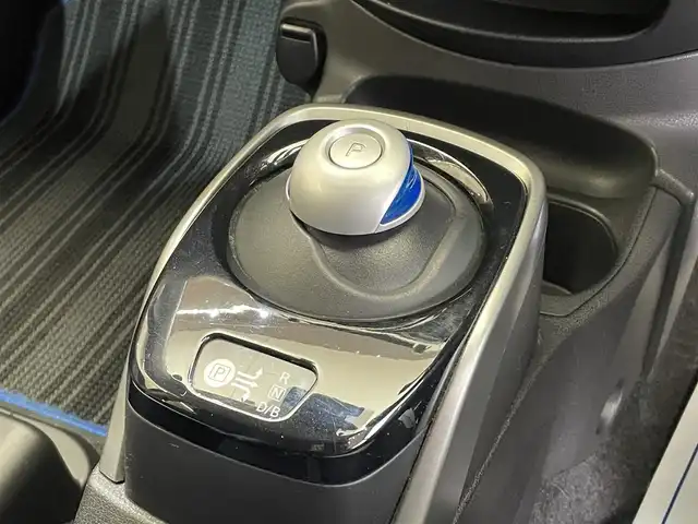 日産 ノート e－パワー X 岩手県 2018(平30)年 10.1万km プレミアムコロナオレンジ アラウンドビューモニター/インテリジェントクルーズコントロール/エマージェンシーブレーキ/レーンキープアシスト/オートハイビーム/前後ソナー/横滑り防止装置/インテリジェントルームミラー/純正ナビ/フルセグTV/純正ドライブレコーダー/ETC/オートエアコン/LEDヘッドライト/ヘッドライトレベライザー/１４インチスチールホイール/純正ホイールキャップ