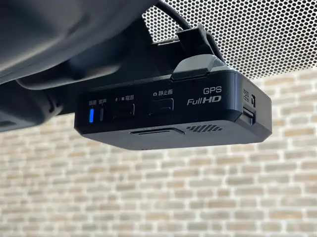 日産 ノート e－パワー X 岩手県 2018(平30)年 10.1万km プレミアムコロナオレンジ アラウンドビューモニター/インテリジェントクルーズコントロール/エマージェンシーブレーキ/レーンキープアシスト/オートハイビーム/前後ソナー/横滑り防止装置/インテリジェントルームミラー/純正ナビ/フルセグTV/純正ドライブレコーダー/ETC/オートエアコン/LEDヘッドライト/ヘッドライトレベライザー/１４インチスチールホイール/純正ホイールキャップ
