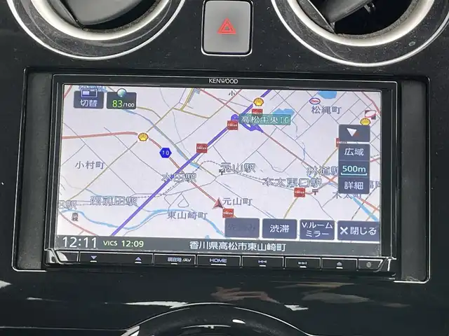 日産 ノート e－パワー X 香川県 2020(令2)年 6万km ホワイト 登録時走行距離：59731km/ケンウッド製ナビゲーション【MDV-D207】/【AM/FM/CD/iPod】/インテリジェントエマージェンシーブレーキ/バックカメラ/クリアランスソナー（前後）/踏み間違い衝突防止アシスト/LDW（車線逸脱警報）/オートヘッドライト/レベライザー/純正15インチアルミホイール/フロアマット/スペアキー/スマートキー/プッシュスタート