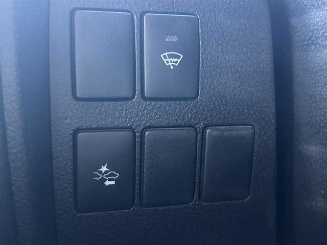 トヨタ アルファードハイブリット X 島根県 2015(平27)年 10.8万km ラグジュアリーホワイトパールクリスタルシャインガラスフレーク 登録時走行距離107901km/ワンオーナー/アルパイン10インチSD純正ナビ/アルパイン12.8インチフリップダウンモニター/フルセグTV/横滑り防止装置/衝突被害軽減ブレーキ/バックカメラ/クリアランスソナー/インテリジェントクリアランスソナー/両側パワースライドドア/レーダークルーズコントロール/ETC2.0/EVモード/エコモード/ステアリングスイッチ/オートライト/LEDヘッドライト/フォグランプ/プッシュスタート/スマートキー×2/ウィンカーミラー/禁煙車/保証書/取扱説明書