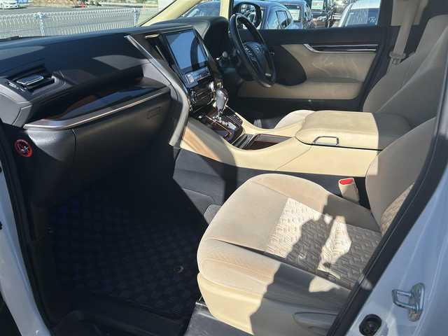 トヨタ アルファードハイブリット X 島根県 2015(平27)年 10.8万km ラグジュアリーホワイトパールクリスタルシャインガラスフレーク 登録時走行距離107901km/ワンオーナー/アルパイン10インチSD純正ナビ/アルパイン12.8インチフリップダウンモニター/フルセグTV/横滑り防止装置/衝突被害軽減ブレーキ/バックカメラ/クリアランスソナー/インテリジェントクリアランスソナー/両側パワースライドドア/レーダークルーズコントロール/ETC2.0/EVモード/エコモード/ステアリングスイッチ/オートライト/LEDヘッドライト/フォグランプ/プッシュスタート/スマートキー×2/ウィンカーミラー/禁煙車/保証書/取扱説明書