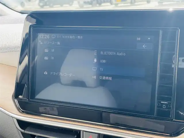 日産 オーラ G レザーエディション 熊本県 2022(令4)年 1.5万km ミッドナイトブラック/サンライズカッパー 純正ナビ/・AM/FM/BT/HDMI/USB/SD/・フルセグTV/アラウンドビューモニター/ETC/衝突軽減ブレーキ/側方支援/標識認識機能/後側方支援/ふらつき警報/前席シートヒーター/革巻きステアリング/ステアリングスイッチ/ステアリングヒーター/オートライト/LEDヘッドライト/電動パーキングブレーキ/オートホールドブレーキ/純正フロアマット/純正アルミホイール/電動格納ミラー/ウインカーミラー/スマートキー