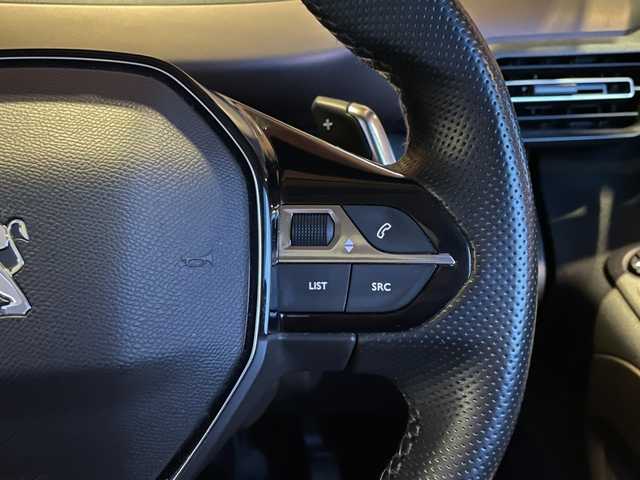 プジョー リフター 愛知県 2022(令4)年 2.9万km 白 純正ナビ/フルセグTV/ディスプレイオーディオ/360度カメラ/AppleCarPlay/ガラスルーフ/サンブラインド/アクティブクルーズコントロール/ブラインドスポットアシスト /レーンキープアシスト/純正17インチアルミ