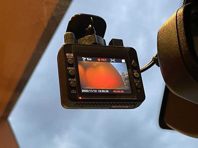 プジョー リフター 愛知県 2022(令4)年 2.9万km 白 純正ナビ/フルセグTV/ディスプレイオーディオ/360度カメラ/AppleCarPlay/ガラスルーフ/サンブラインド/アクティブクルーズコントロール/ブラインドスポットアシスト /レーンキープアシスト/純正17インチアルミ