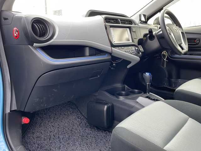 トヨタ アクア S 新潟県 2014(平26)年 3.1万km クールソーダメタリック 純正SDナビ(NSCP-W62)/CD/BT/ワンセグテレビ/バックカメラ/ETC/ステアリングスイッチ/リモコンキー /社外15インチAW冬タイヤ車載