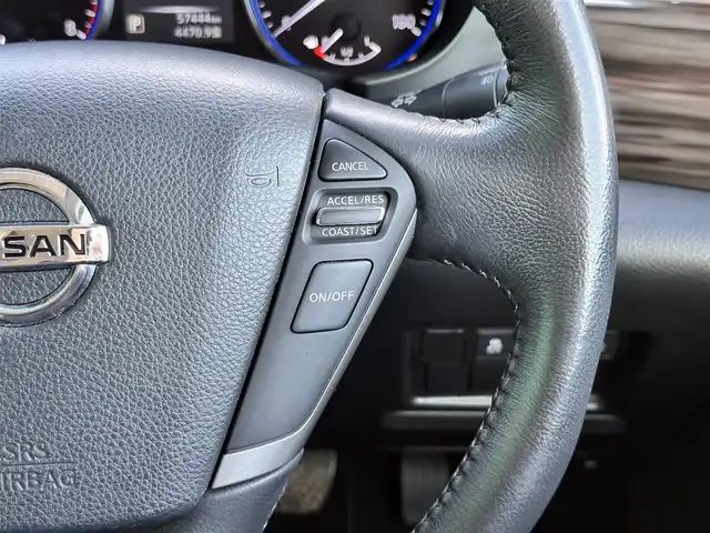 日産 エルグランド 250ハイウェイスターS 宮城県 2017(平29)年 5.8万km ブリリアントホワイトパール カーウィングスナビゲーションシステム/リアエンターテイメントシステム/・カーウィングス対応HDDナビ/・地デジTV/・CD/DVD/・リアエンターテイメントシステム（11インチ）/・ステアリングスイッチ/・フロント＆バックソナー/・アラウンドビューモニター/・ビルトインETC/パワースライドドア（運転席側）/＝＝＝/純正フロントスポイラー/ドライブレコーダー/AC100V/100Wアクセサリーコンセント/パワースライドドア（助手席側）/ハーフレザーシート/革巻きステアリング/クルーズコントロール/MTモード付ATシフト/LEDヘッドランプ/フォグランプ/オートライト/スマートキー＆プッシュスタート/電動格納ミラー/純正18インチAW/フロアマット/ドアバイザー/W/サイド/カーテンエアバッグ