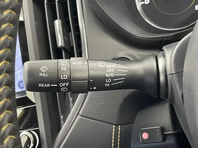 スバル ＸＶ ハイブリッド アドバンス スタイルエディション 埼玉県 2022(令4)年 1.7万km 黄 アイサイト　純正ナビ　バックカメラ　ＢＳＭ　ＥＴＣ　ドライブレコーダー　レーダークルーズコントロールステアリングスイッチ　純正アルミホイール　スマートキー　オートライト　ＬＥＤヘッドライト　地デジＴＶ