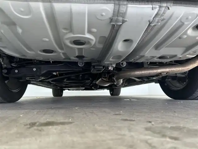 トヨタ ヴェルファイア ハイブリット Z プレミア 千葉県 2024(令6)年 0.5万km プラチナホワイトパールマイカ 禁煙車/ワンオーナー/トヨタセーフティセンス/・プリクラッシュセーフティ/・プリクラッシュセーフティブレーキ/・クリアランスソナー/・レーンディパーチャーアラート/・ブラインドスポットモニター/・ヘッドアップディスプレイ/・レーダークルーズコントロール/左右独立ツインガラスルーフ/純正１３型フリップダウンモニター/両側パワースライドドア/パワーバックドア/純正14インチディスプレイオーディオナビ（あり）/・USB/Bluetooth/フルセグTV/・全方位カメラ/・ビルトインETC2.0/革巻きステアリング/・ステアリングスイッチ/・ステアリングヒーター/・パドルシフト/レザーシート/・DNセカンドパワーシート/・D席メモリ付き/・DNセカンドシートヒーター/・DNセカンドエアーシート/置くだけ充電/AC100電源/社外フロアマット/純正１９インチAW/オートライト/・オートマチックハイビーム/・三眼LEDヘッドライト/・LEDフォグランプ