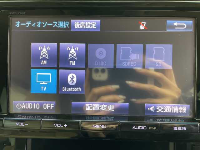 トヨタ ヴェルファイア V 道央・札幌 2015(平27)年 5.2万km バーニングブラッククリスタルシャインガラスフレーク ・4WD/・ワンオーナー/・純正ナビ/・BT&CD&DVD&SD＆フルセグTV/・バックカメラ/・純正フリップダウンモニター/・両側パワースライドドア/・助手席ロングスライド/・クルーズコントロール/・ハーフレザーシート/・D席メモリ付パワーシート/・ビルトインETC/・TVキャンセラー/・オットマン/・ステアリングスイッチ/・オートライト/・LEDヘッドライト/・プッシュスタート/・スマートキー/・スペアキー×1