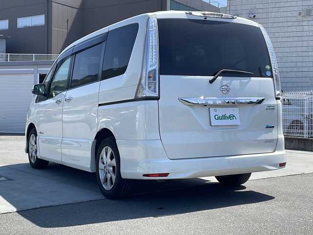日産 セレナ ハイウェイスター Sハイブリッド 山梨県 2013(平25)年 8万km ブリリアントホワイトパール ・純正SDナビ/・フルセグTV　BT/・フリップダウンモニター/・両側パワースライドドア/・バックカメラ/・スマートキー/・ETC