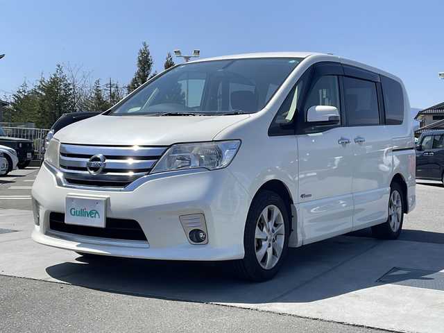 日産 セレナ ハイウェイスター Sハイブリッド 山梨県 2013(平25)年 8万km ブリリアントホワイトパール ・純正SDナビ/・フルセグTV　BT/・フリップダウンモニター/・両側パワースライドドア/・バックカメラ/・スマートキー/・ETC