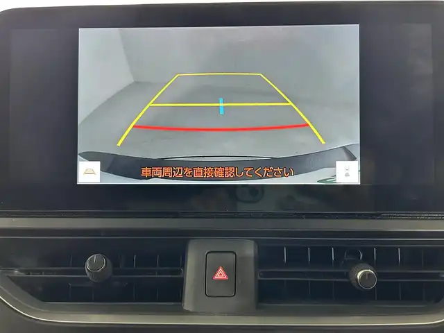 レクサス ＵＸ 250h Fスポーツ 佐賀県 2023(令5)年 0.3万km ホワイトノーヴァガラスフレーク 純正12.3インチコネクティッドナビ/【フルセグTV。Bluetooth】/衝突被害軽減システム/レーダークルーズコントロール/先行車発進お知らせ機能/ロードサインアシスト/レーンアシスト/パーキングサポートブレーキ/オートブレーキホールド/クリアランスソナー/オートマチックハイビーム/オートライト/バックカメラ/前後ドライブレコーダー/ビルトインETC2.0/３眼LEDヘッドライト/ドアミラーヒーター/ステアリングヒーター/パワーバッグドア/運転席・助手席パワーシート/運転席・助手席シートヒーター/純正フロアマット/フォグライト/パドルシフト/純正18インチアルミホイール/スペアキ×1