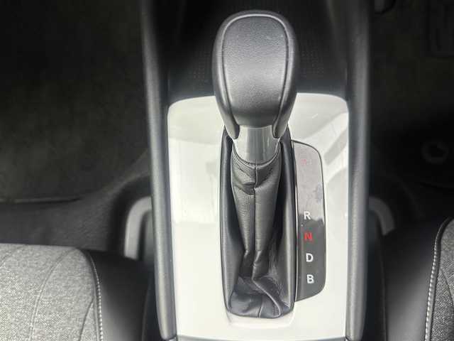 ホンダ フィット e:HEVホーム 愛知県 2023(令5)年 4.6万km プラチナホワイトパール 社外ナビ/（Bluetooth/CD） /レーダークルーズコントロール　/バックモニター　/コーナーセンサー　/衝突軽減システム　/レーンキープアシスト　/ハーフレザーシート　/オートライト　/電動格納ミラー　/ドライブレコーダー/ETC　/純正ホイールキャップ