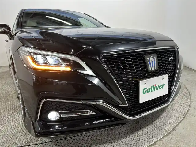 トヨタ クラウン ハイブリッド RS アドバンス 大阪府 2019(平31)年 4.2万km プレシャスブラックパール モデリスタエアロ／１９ｉｎｃＡＷ　本革シート　純正ナビＴＶ　Ｂカメラ　三眼ＬＥＤ　パワーシート／ヒーター／エアコン　衝突軽減　レーダーＣ　ＢＳＭ　トヨタセーフティセンス　１００Ｖ電源　ＥＴＣ